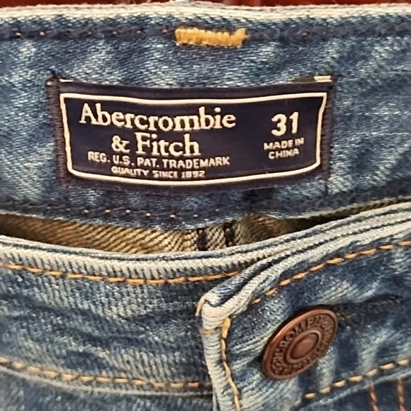 Abercrombie and Fitch mini jean skirt size 31 waist, US size 12 - Picture 4 of 7